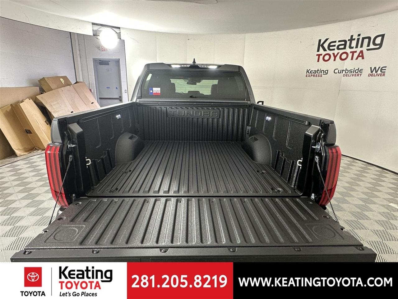 Toyota Tundra SR5 CrewMax 2WD 2026
