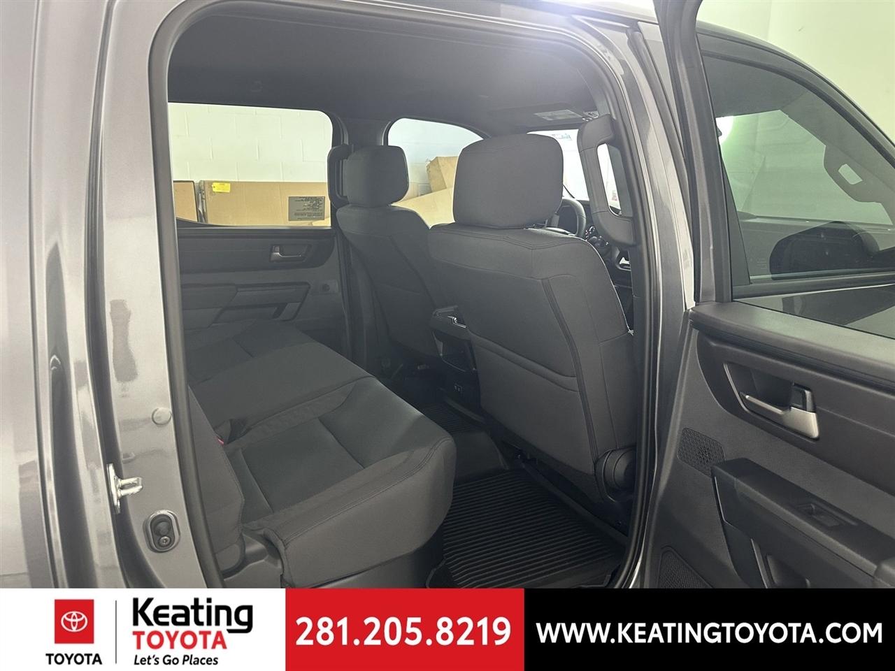 Toyota Tundra SR5 CrewMax 2WD 2026