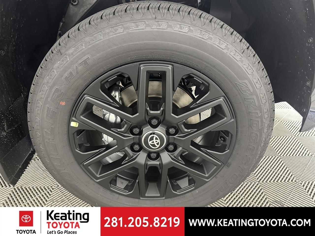 Toyota Tundra SR5 CrewMax 2WD 2026