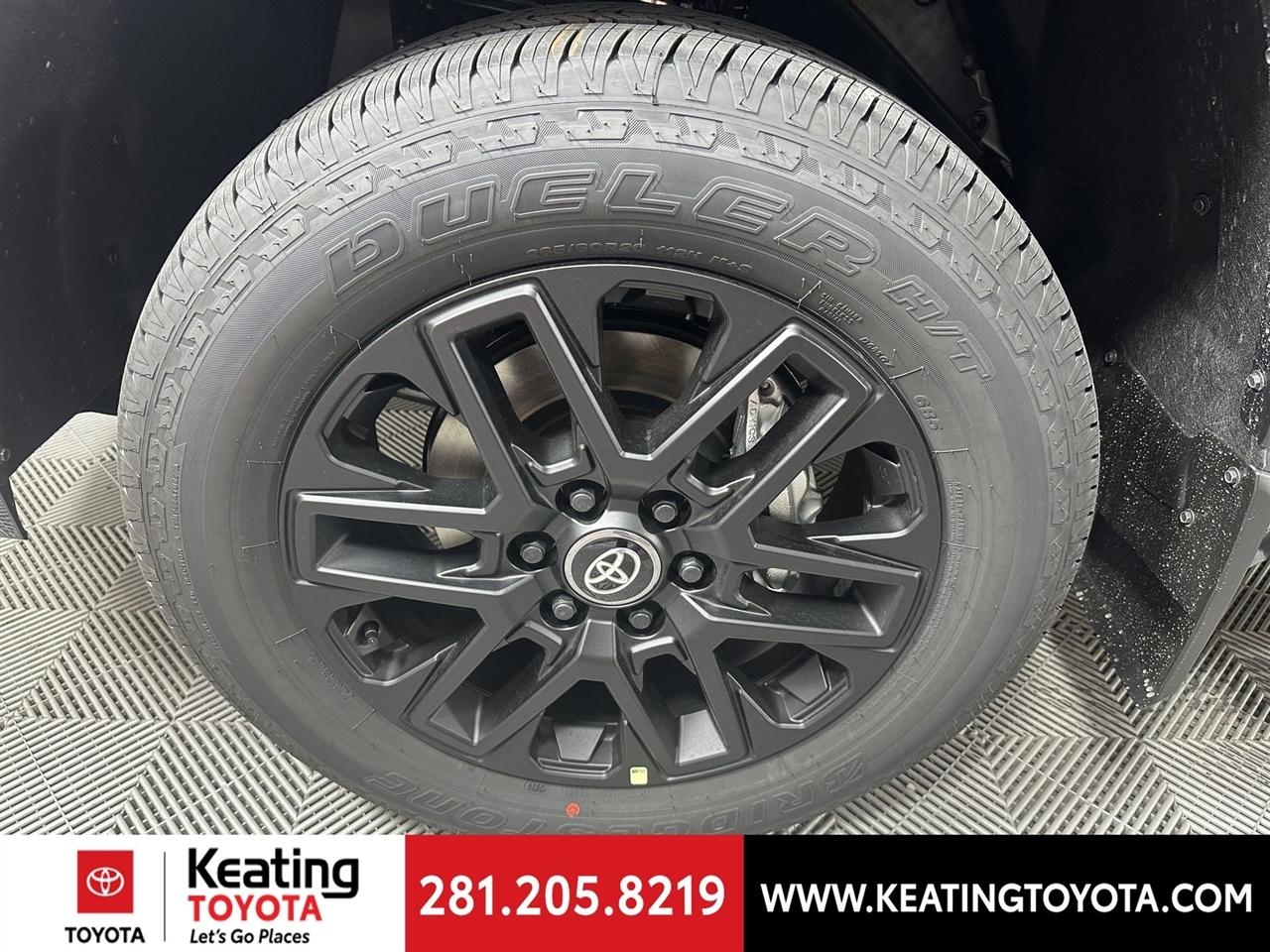 Toyota Tundra SR5 CrewMax 2WD 2026