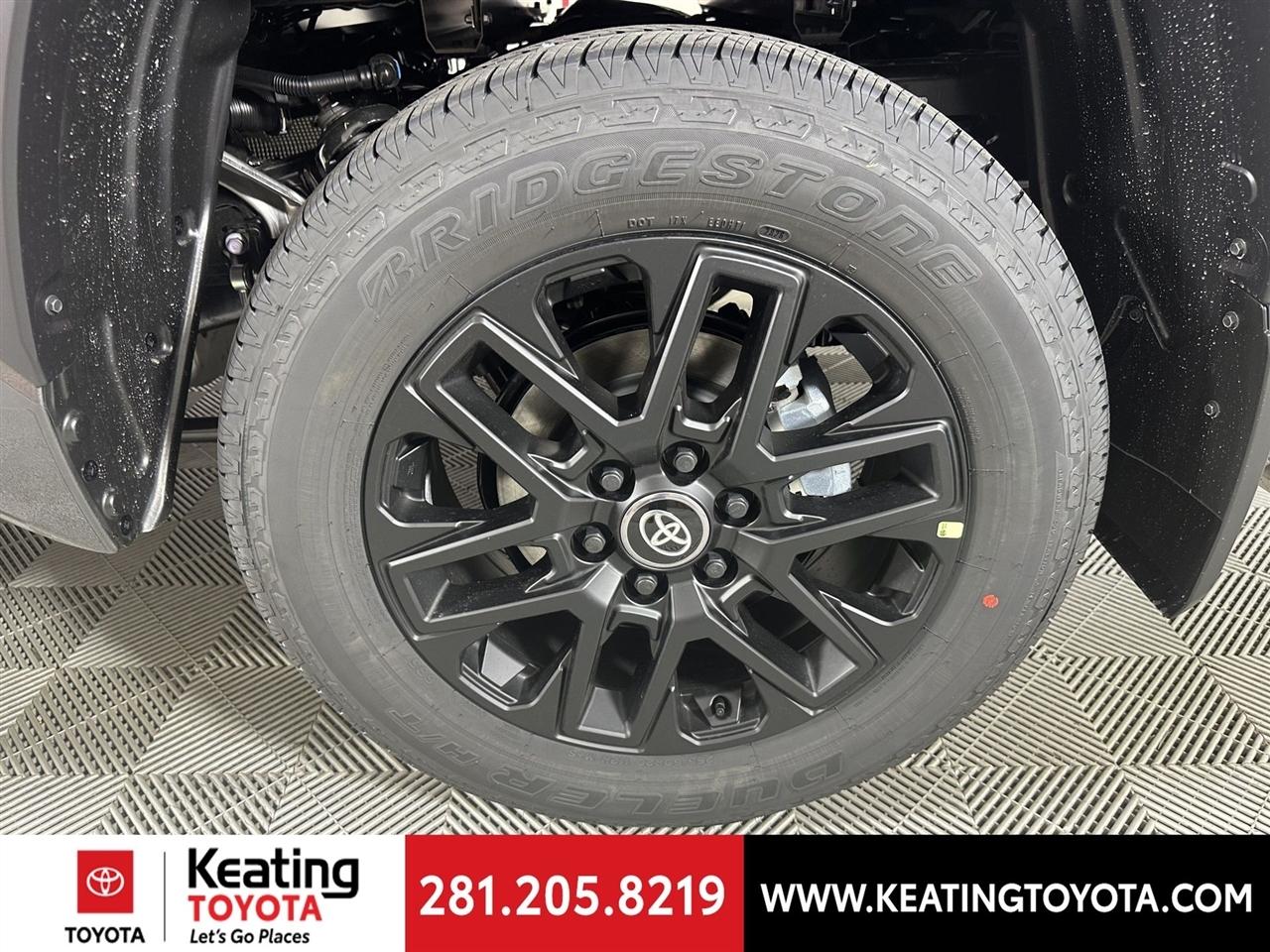 Toyota Tundra SR5 CrewMax 2WD 2026