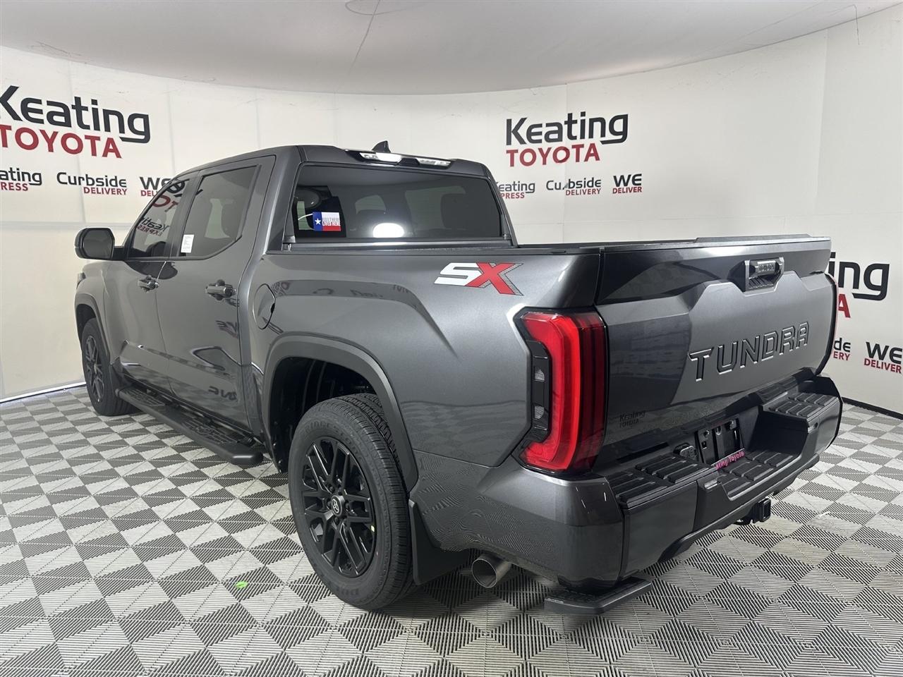 Toyota Tundra SR5 CrewMax 2WD 2026