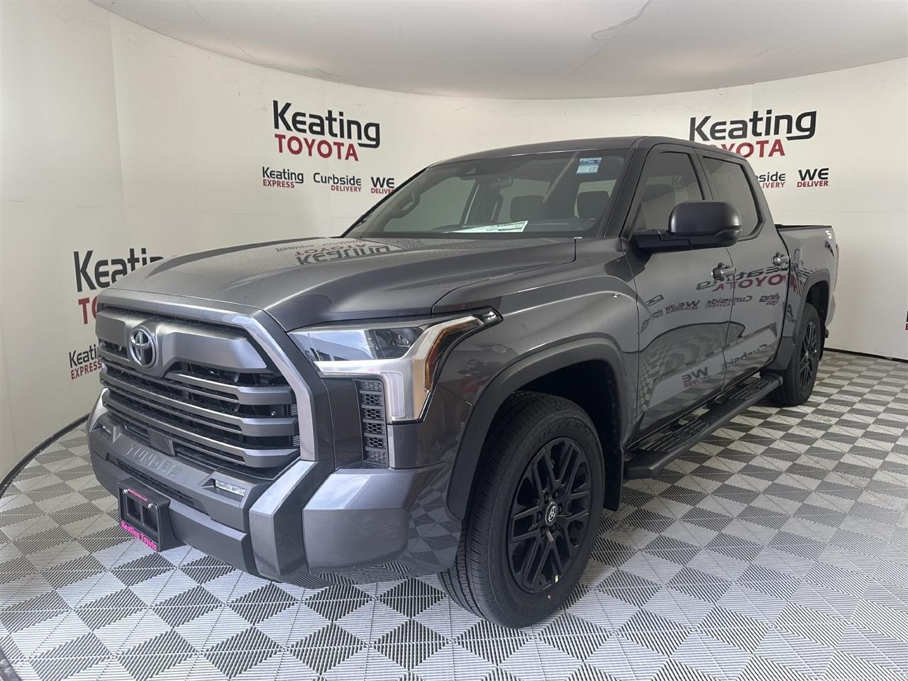 Toyota Tundra SR5 CrewMax 2WD 2026
