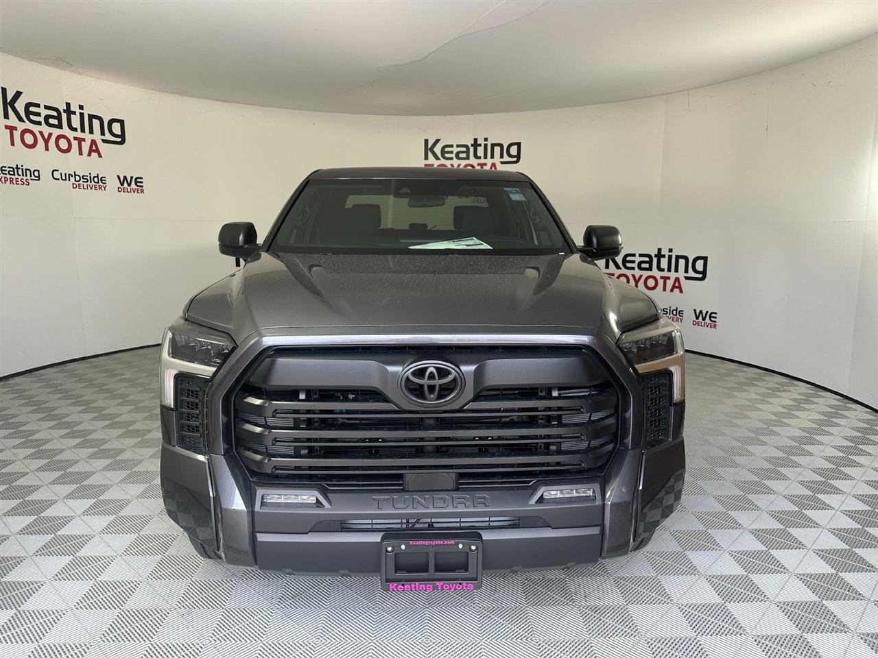 Toyota Tundra SR5 CrewMax 2WD 2026