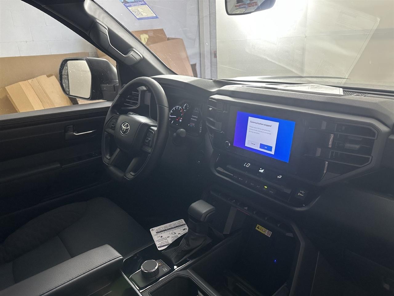 Toyota Tundra SR5 CrewMax 2WD 2026