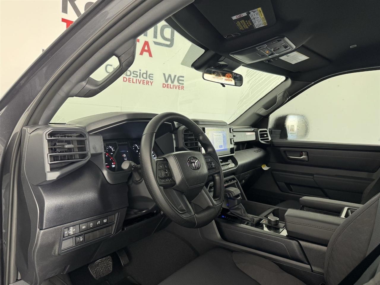 Toyota Tundra SR5 CrewMax 2WD 2026