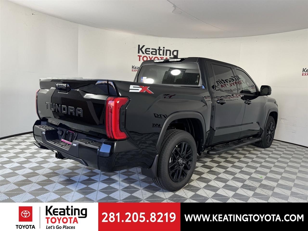 Toyota Tundra SR5 CrewMax 2WD 2026