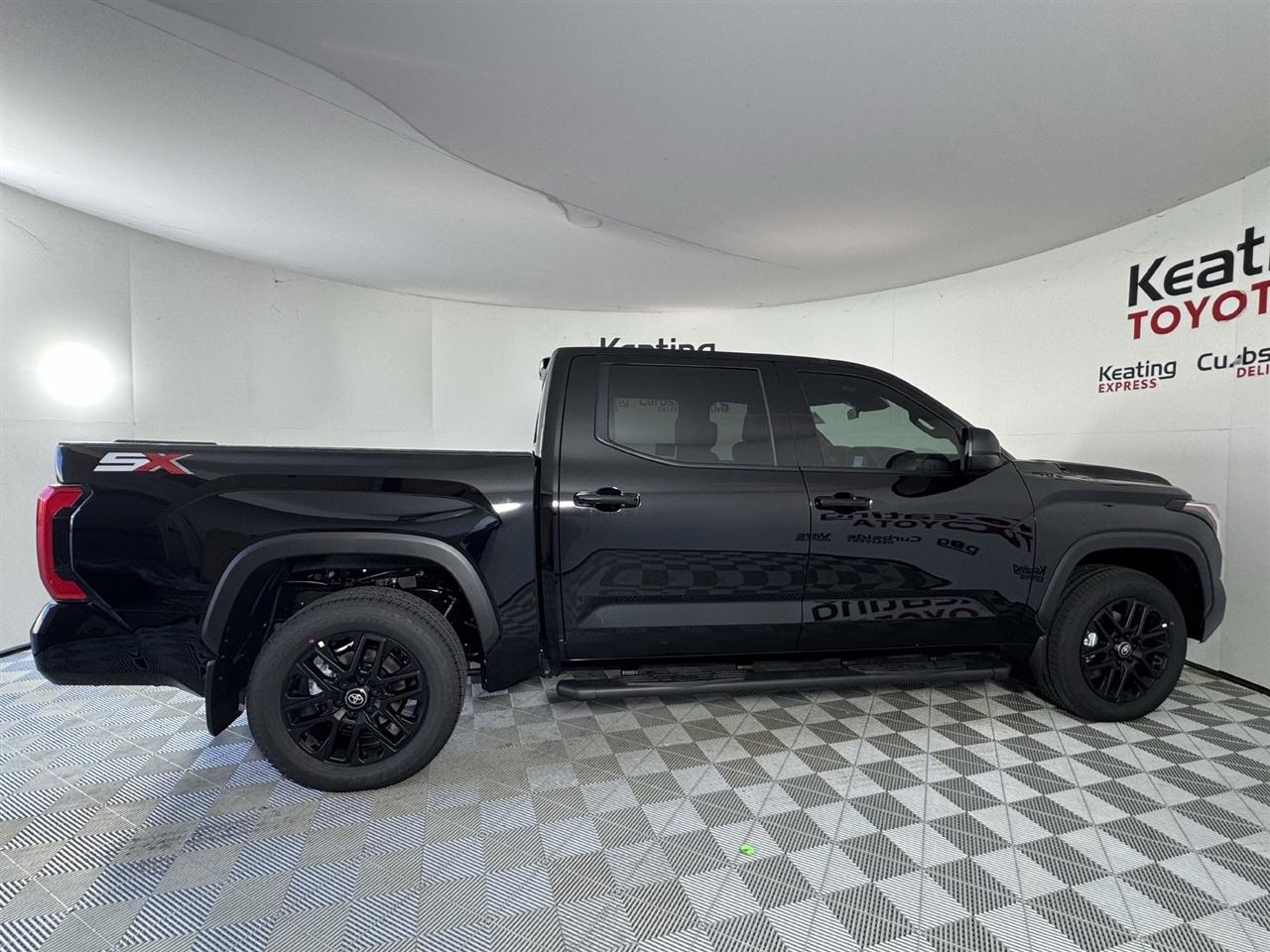 Toyota Tundra SR5 CrewMax 2WD 2026