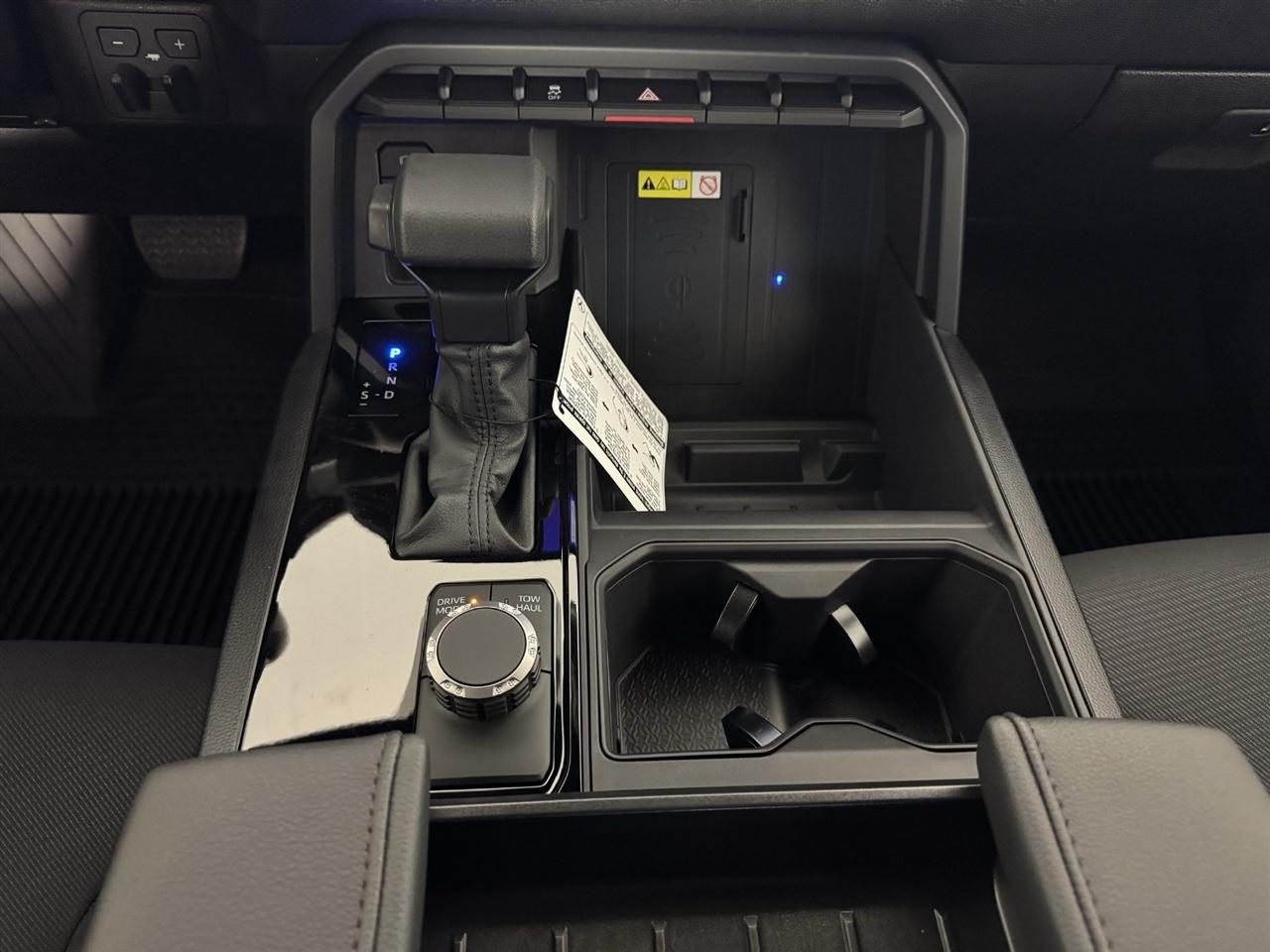 Toyota Tundra SR5 CrewMax 2WD 2026