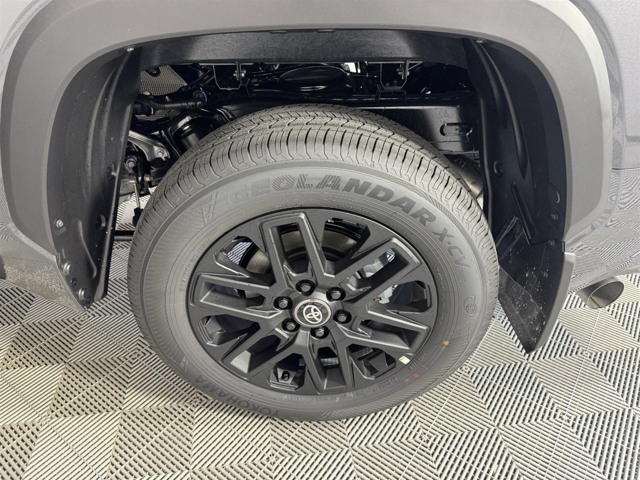 Toyota Tundra SR5 CrewMax 2WD 2026