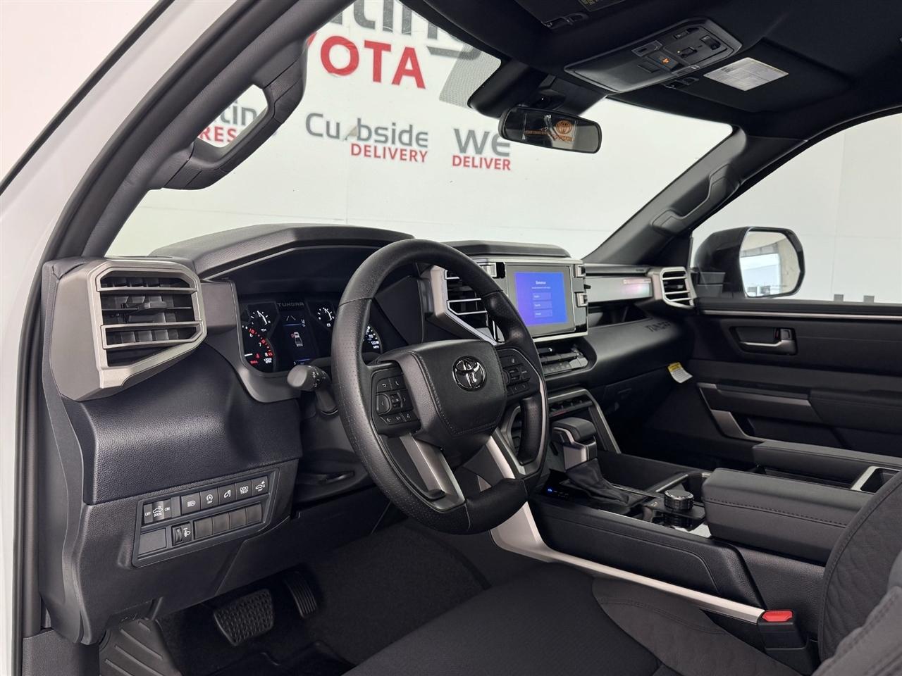 Toyota Tundra SR5 CrewMax 2WD 2026