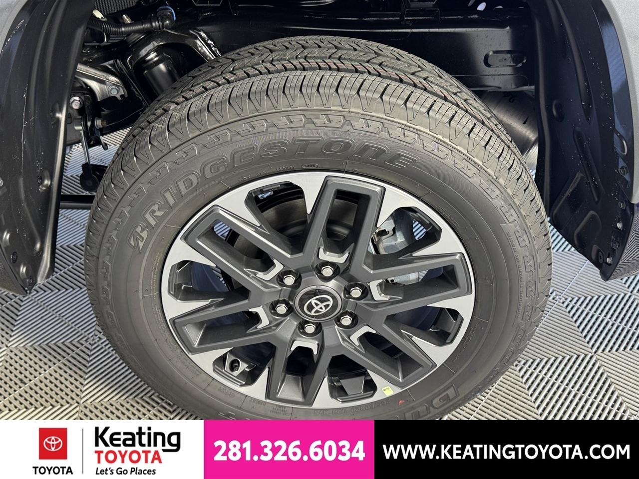 Toyota Tundra Limited CrewMax 4WD 2026