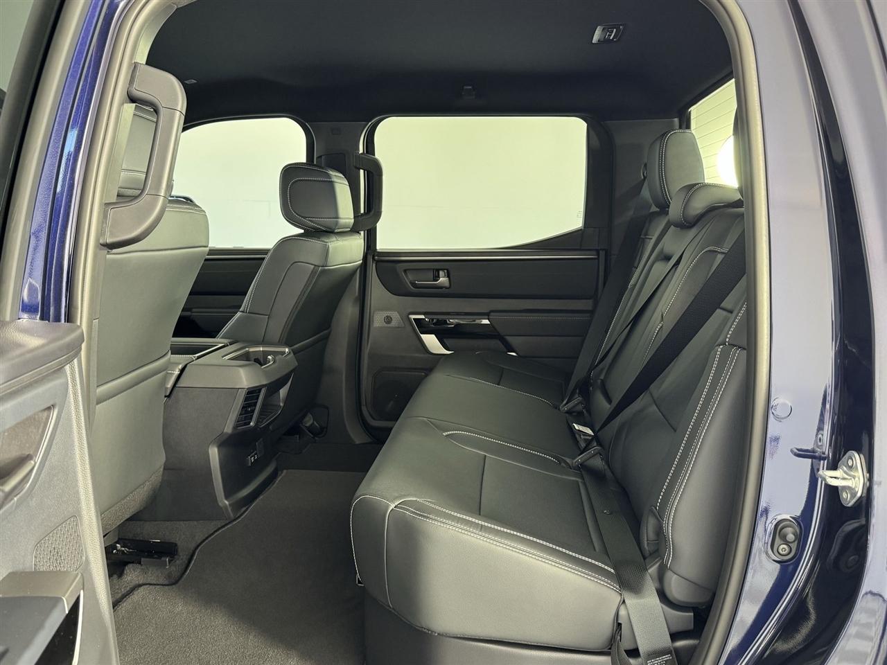 Toyota Tundra Limited CrewMax 4WD 2026