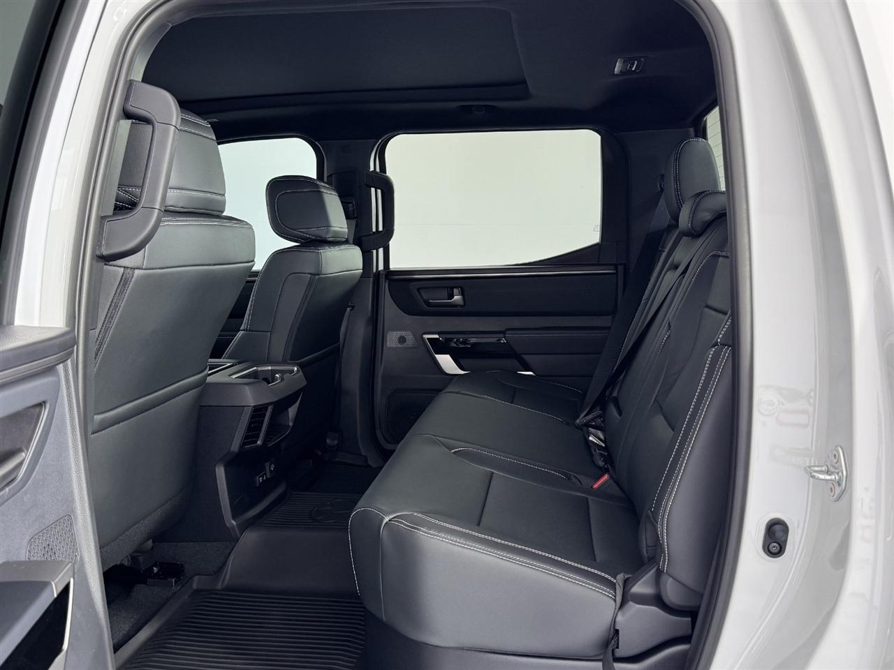 Toyota Tundra Limited CrewMax 2WD 2026