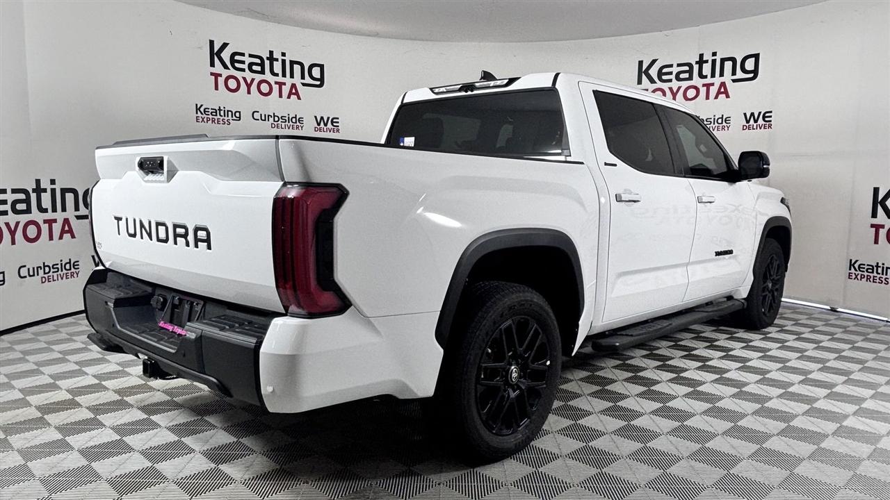 Toyota Tundra Limited CrewMax 2WD 2026