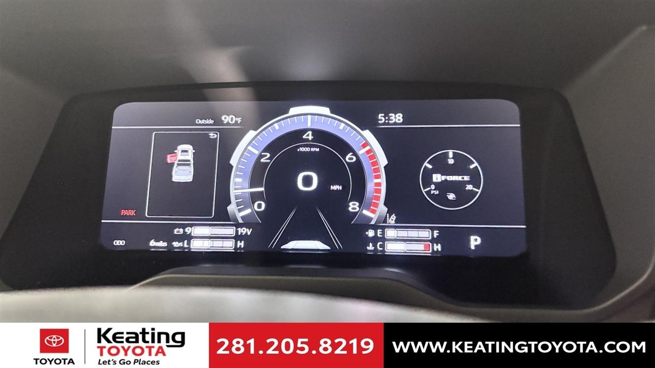 Toyota Tundra Limited CrewMax 2WD 2026