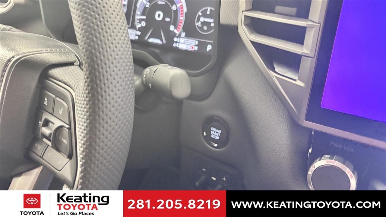 Toyota Tundra Limited CrewMax 2WD 2026