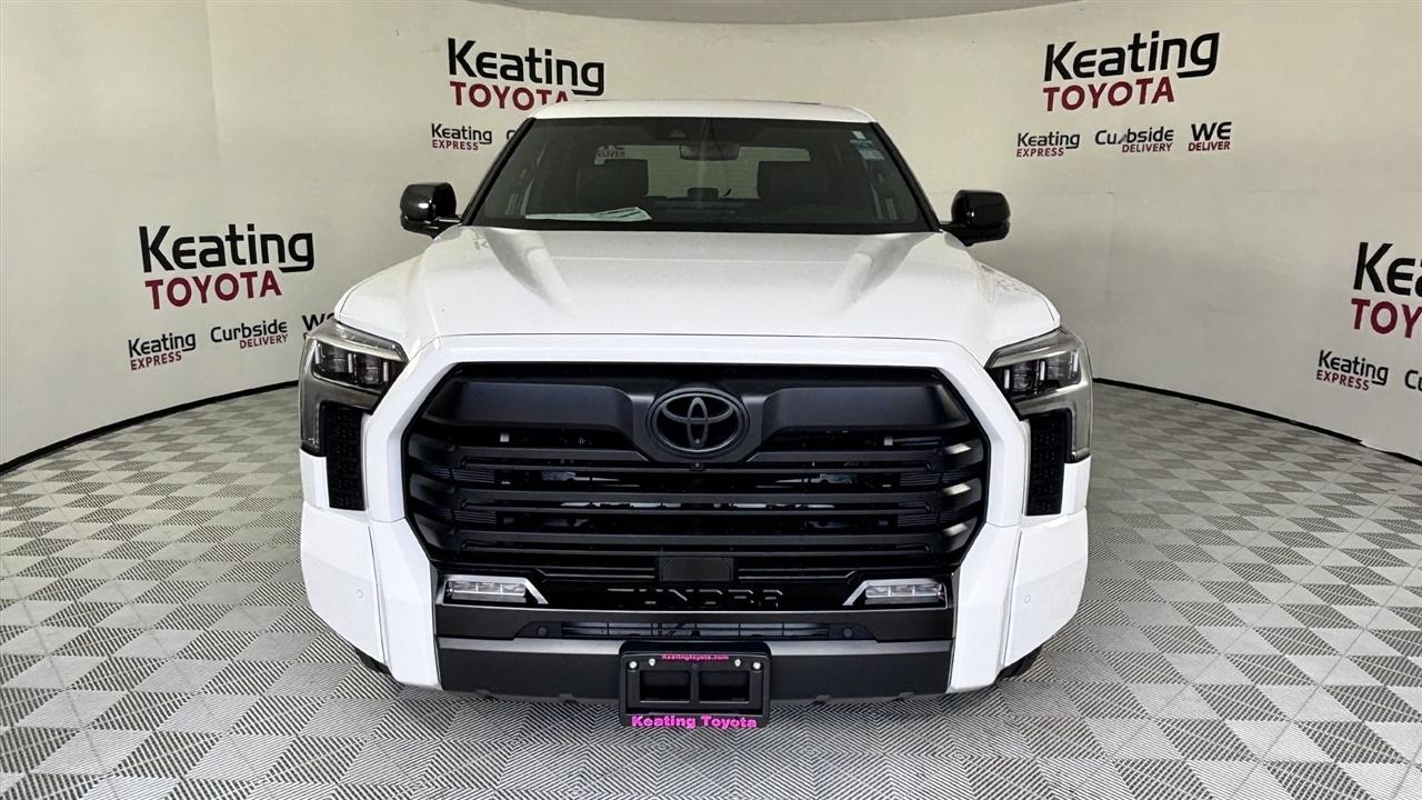 Toyota Tundra Limited CrewMax 2WD 2026