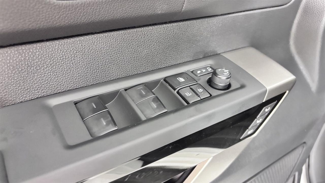 Toyota Tundra Limited CrewMax 2WD 2026