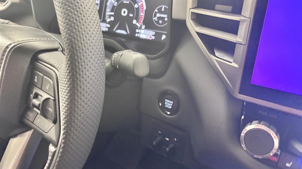 Toyota Tundra Limited CrewMax 2WD 2026