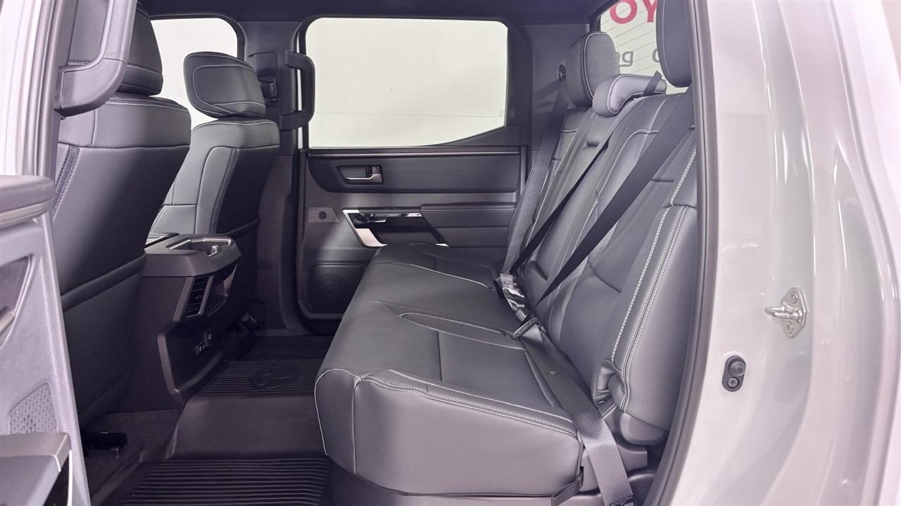 Toyota Tundra Limited CrewMax 2WD 2026