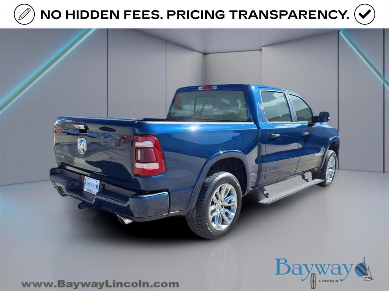 RAM 1500 Laramie Crew Cab SWB 2WD 2022