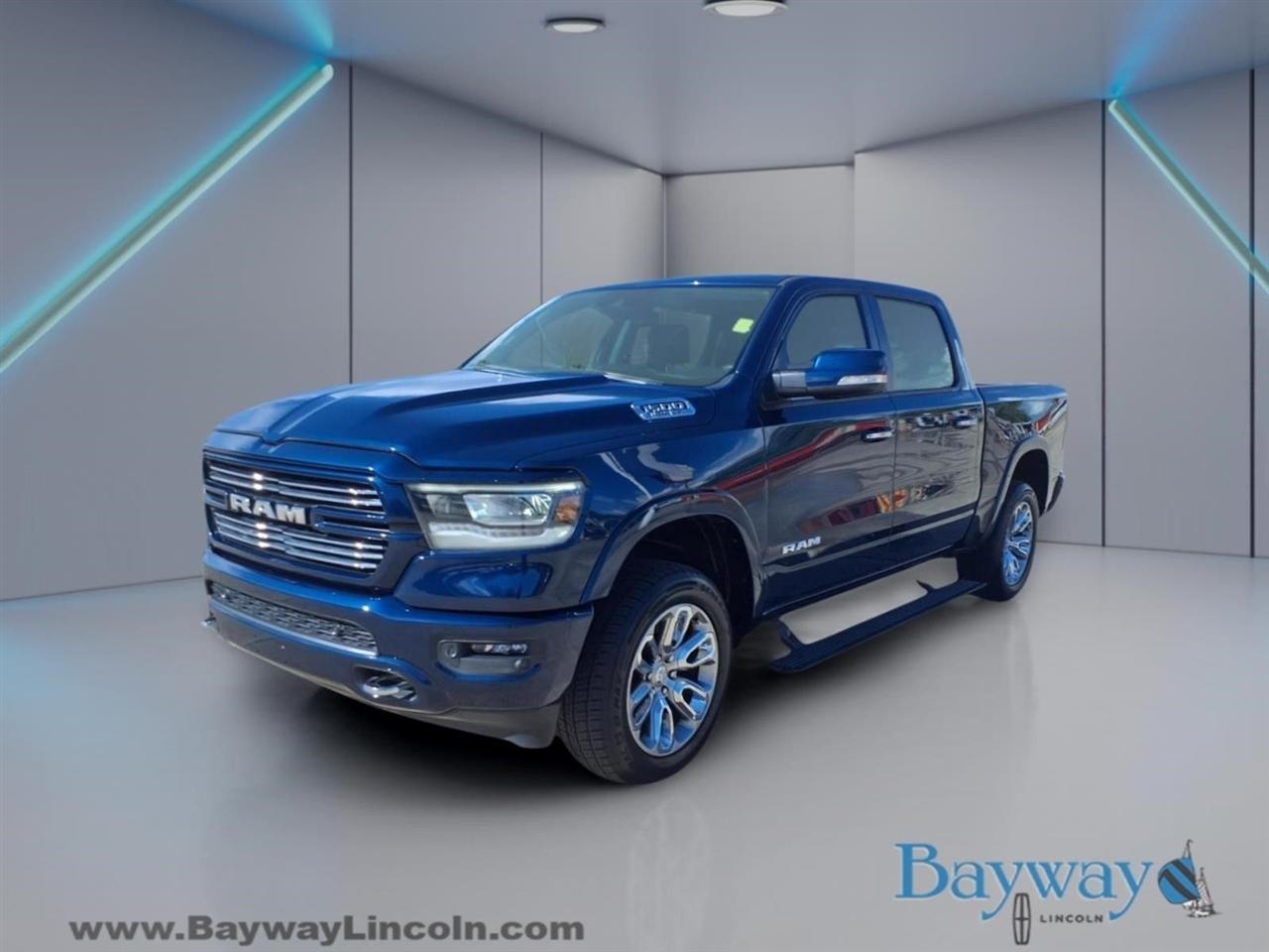 RAM 1500 Laramie Crew Cab SWB 2WD 2022