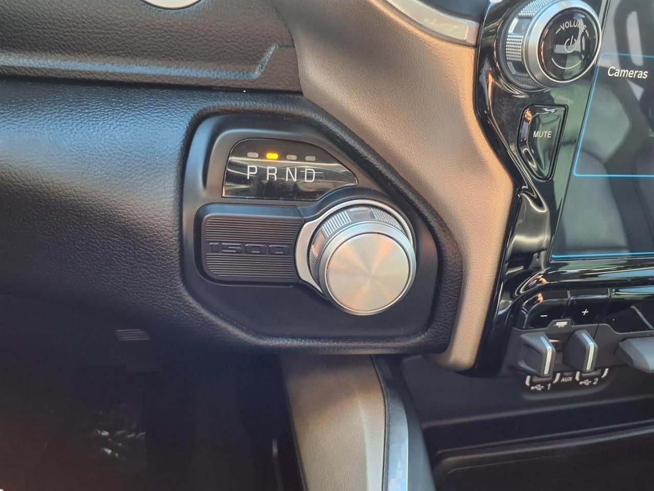 RAM 1500 Laramie Crew Cab SWB 2WD 2022