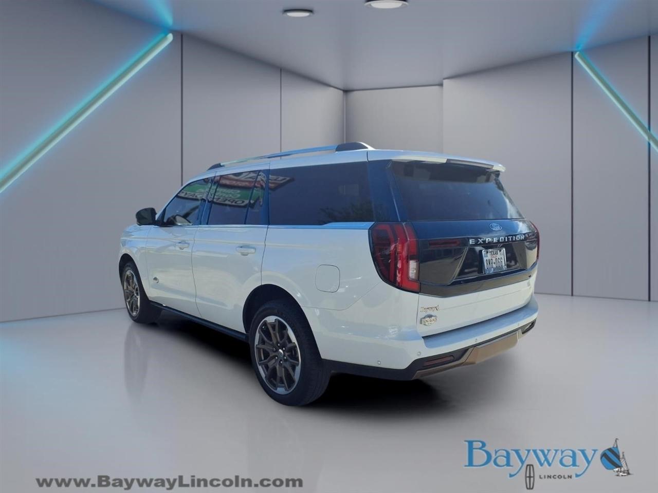 Ford Expedition King Ranch 4WD 2025