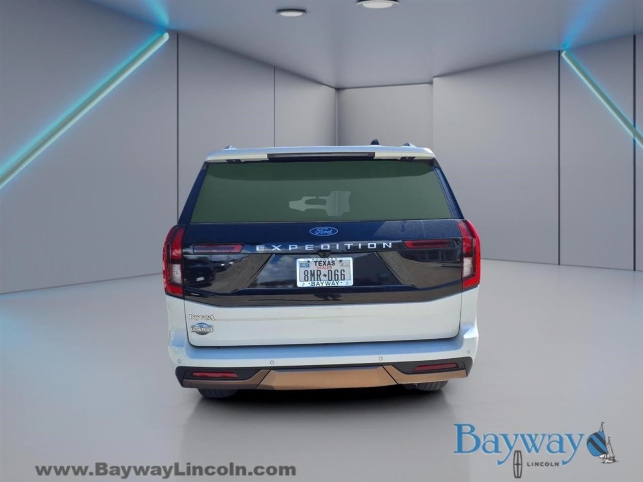 Ford Expedition King Ranch 4WD 2025