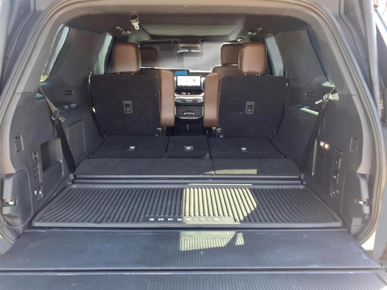Ford Expedition King Ranch 4WD 2025