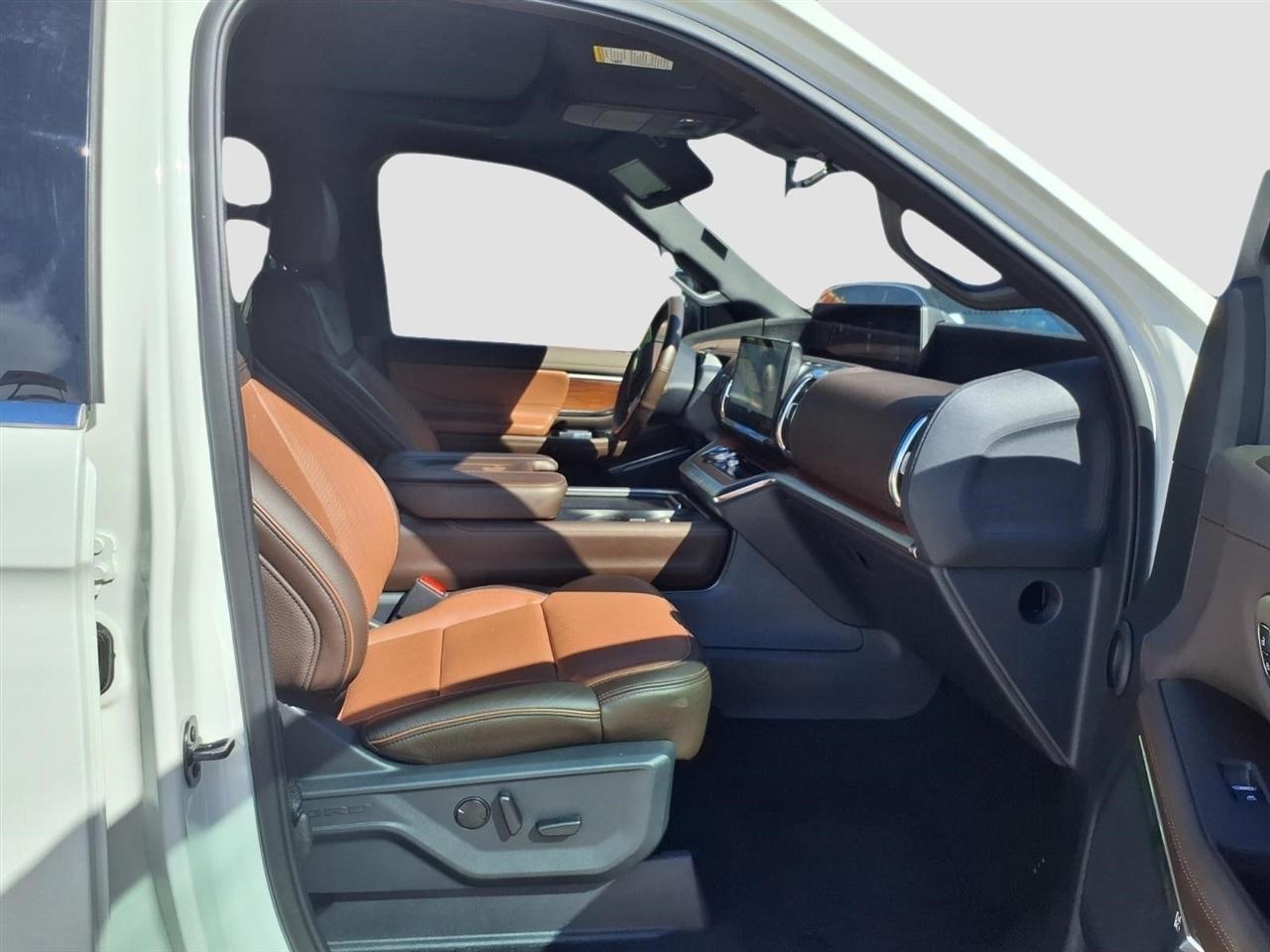 Ford Expedition King Ranch 4WD 2025