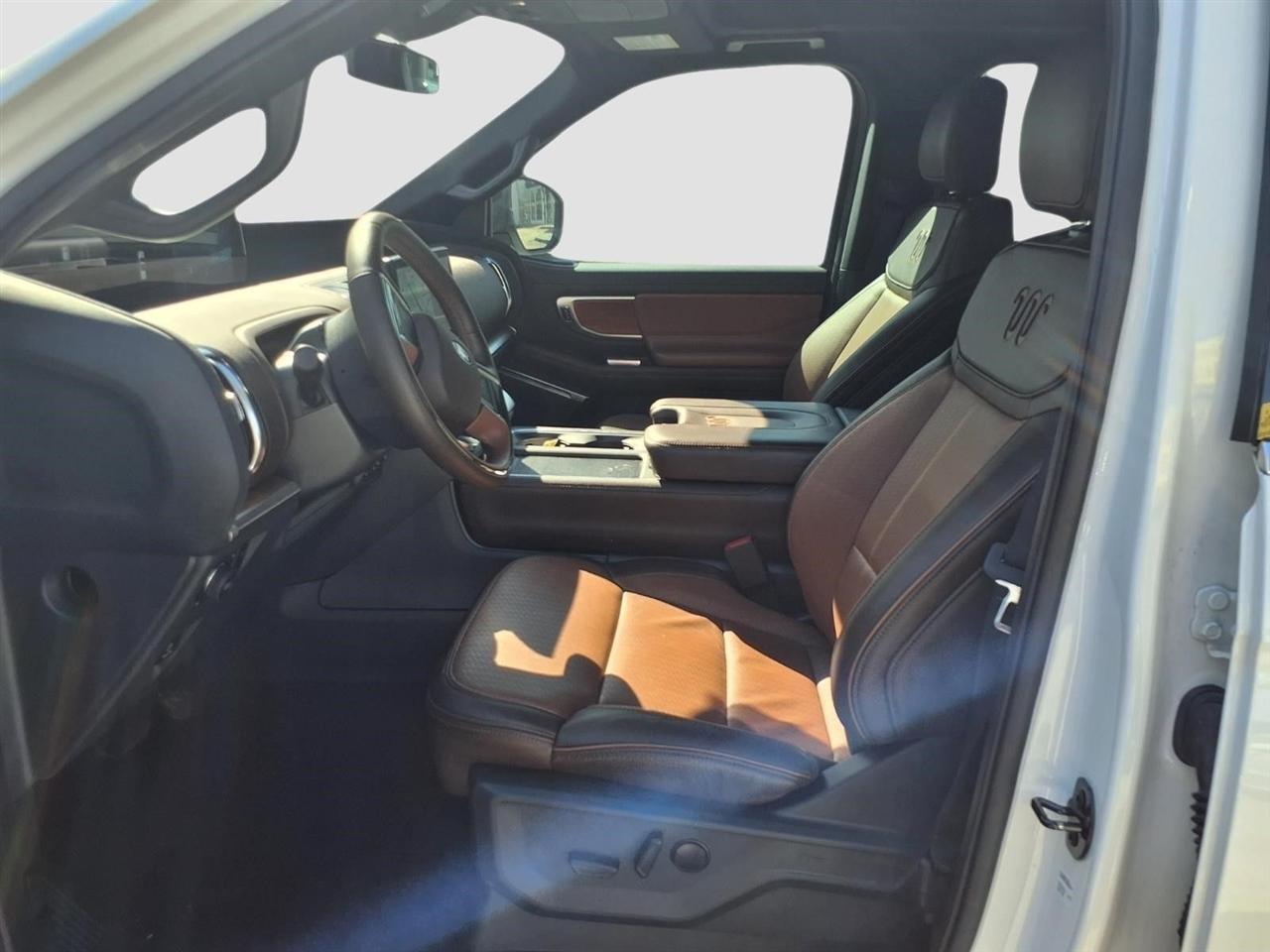 Ford Expedition King Ranch 4WD 2025