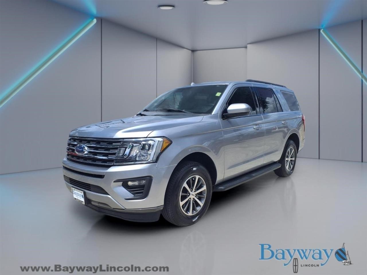 Ford Expedition XLT 2021