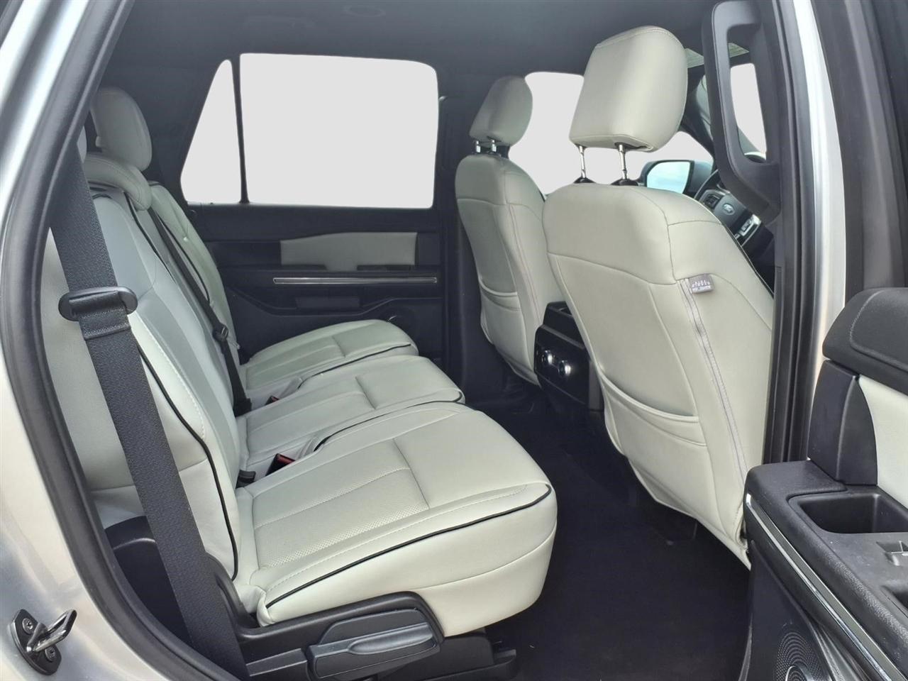 Ford Expedition XLT 2021