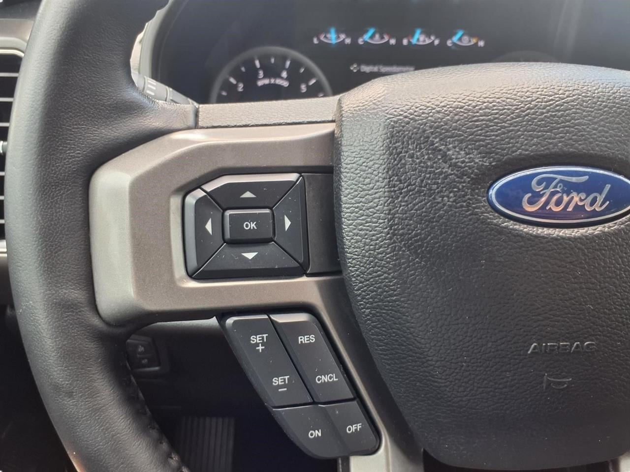 Ford Expedition XLT 2021