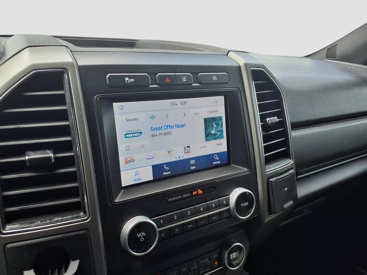 Ford Expedition XLT 2021
