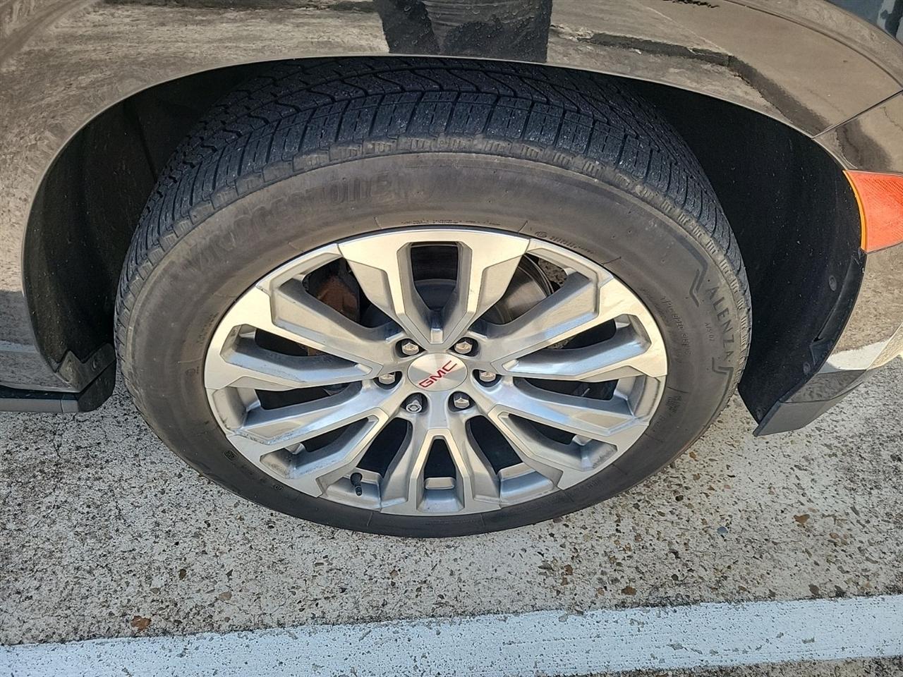 GMC Yukon XL Denali 4WD 2022