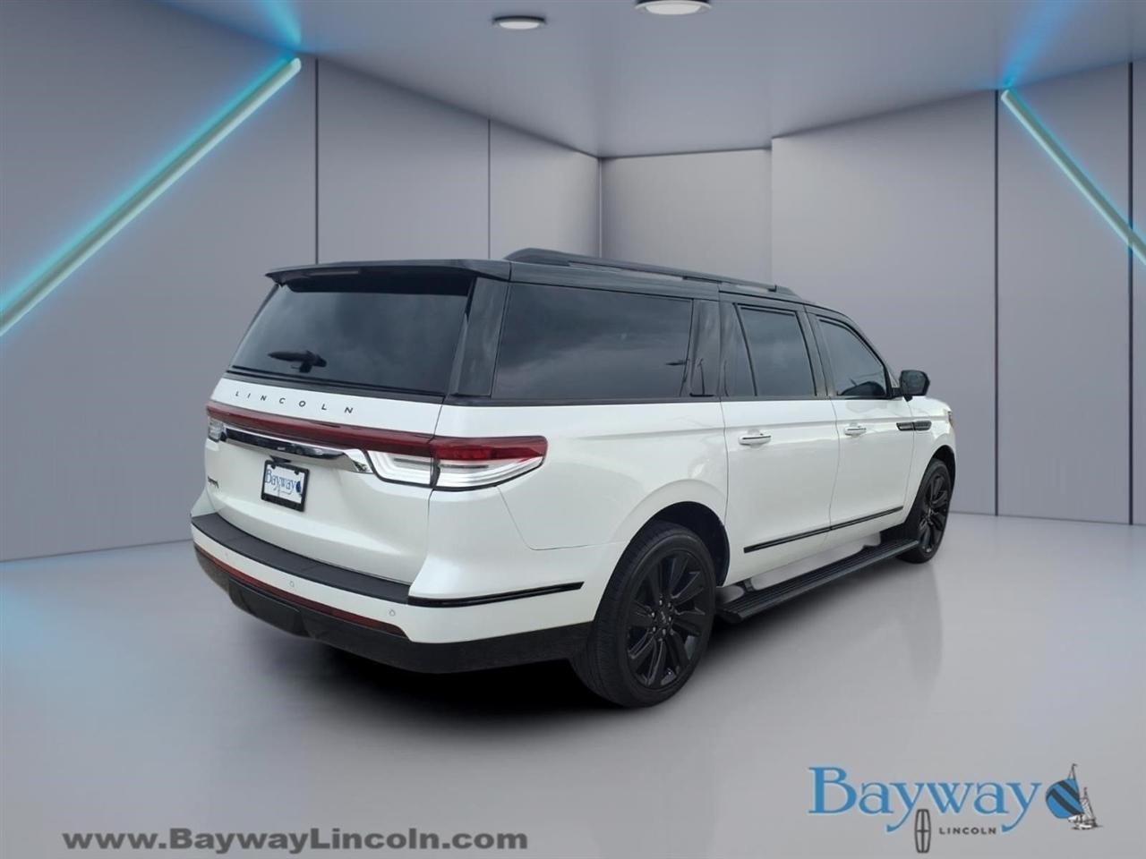 Lincoln Navigator L Reserve 2023