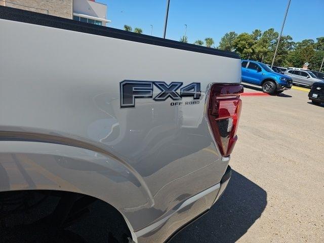 Ford F-150 XLT SuperCrew 4WD 2024