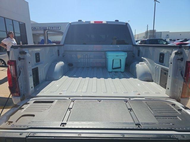 Ford F-150 XLT SuperCrew 4WD 2024