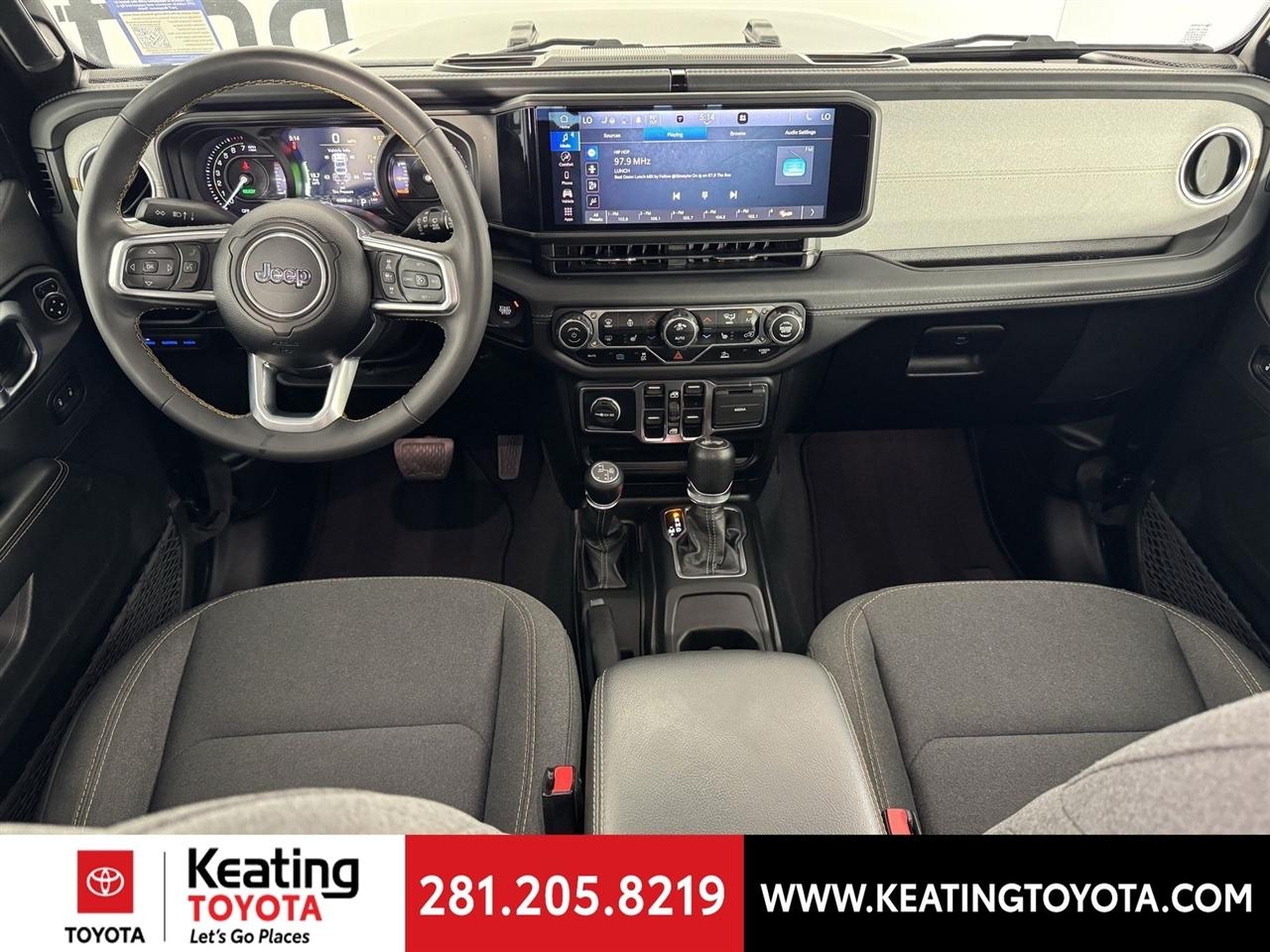 Jeep Wrangler 4xe Sahara 2024