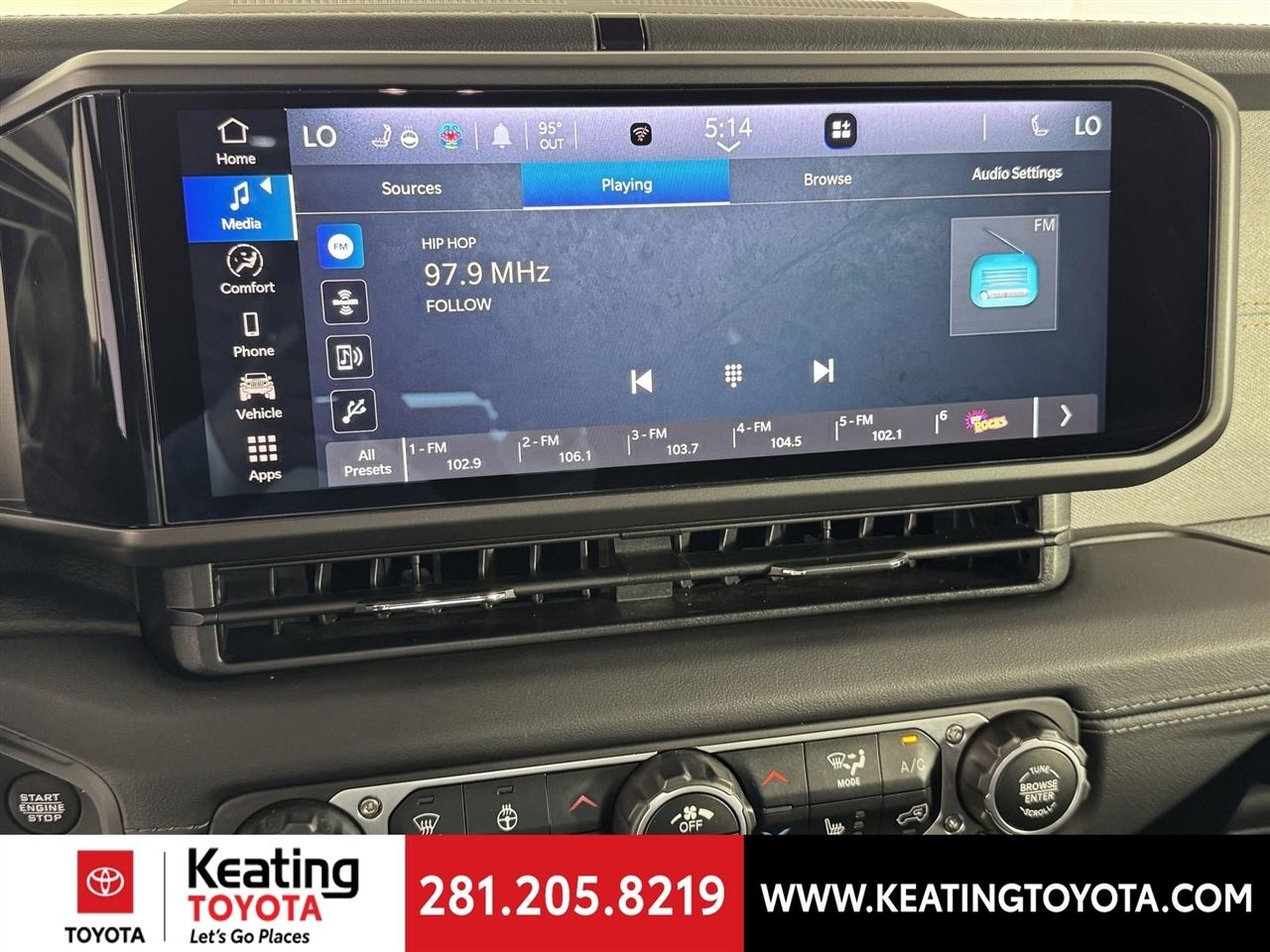 Jeep Wrangler 4xe Sahara 2024