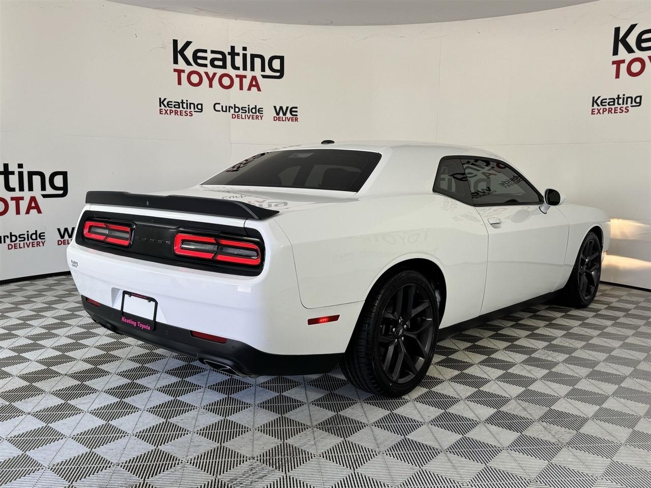 Dodge Challenger R/T Plus 2022