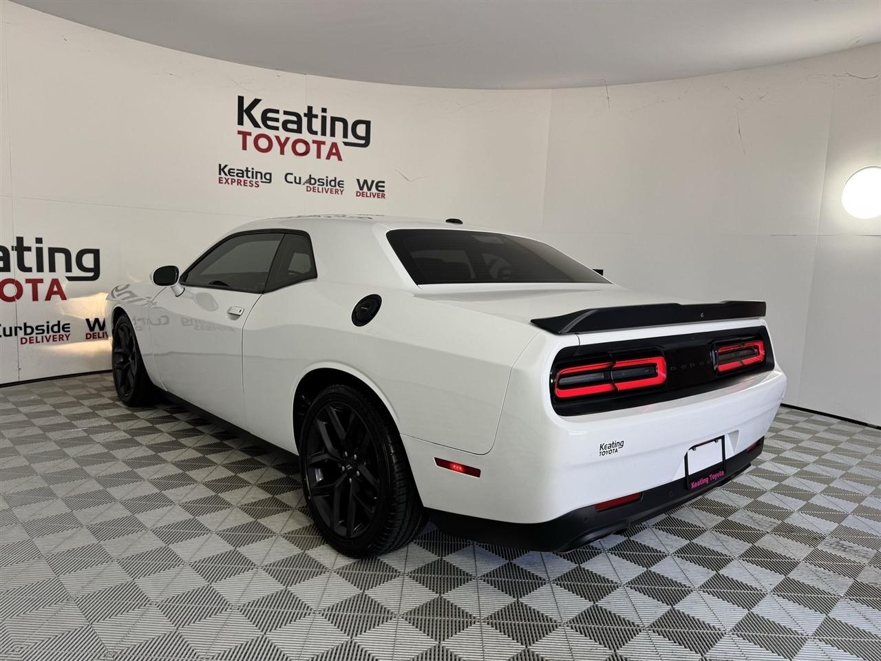 Dodge Challenger R/T Plus 2022