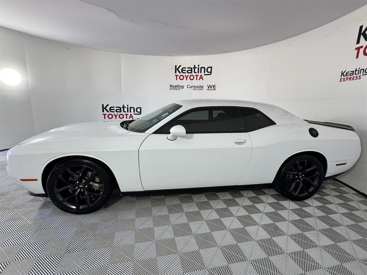 Dodge Challenger R/T Plus 2022