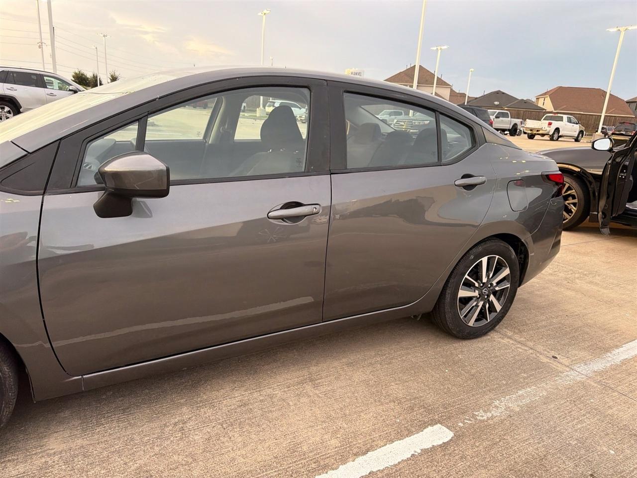 Nissan Versa SV 2025