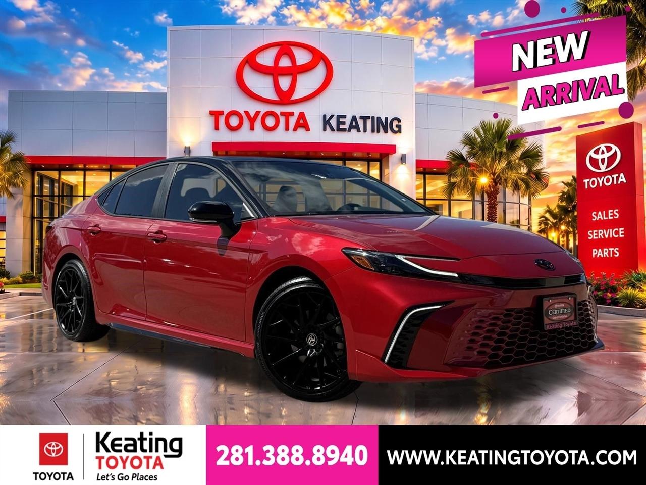 Toyota Camry Hybrid XLE 2026