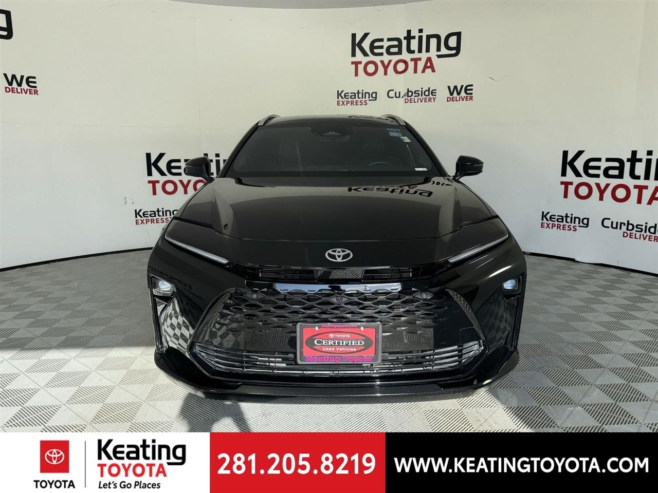 Toyota Crown Signia XLE 2025