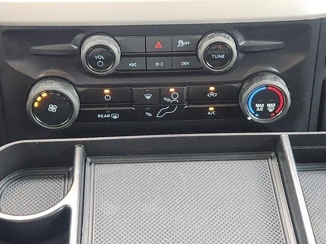Ford F-250 SD XL Crew Cab 4WD 2026